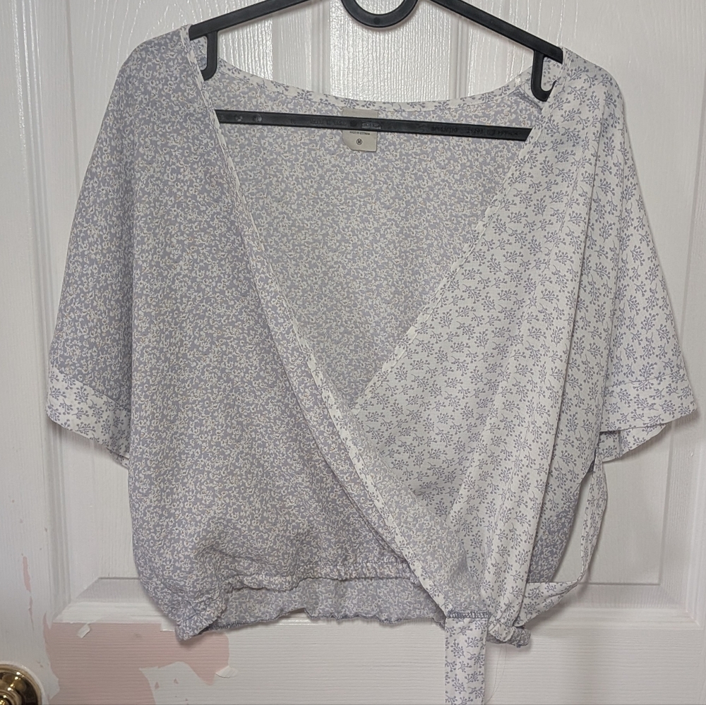 Paper Crane Floral Wrap Blouse - White and Gray